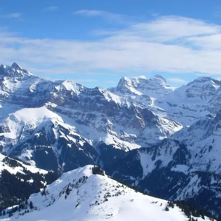 A La Montagne * Champéry