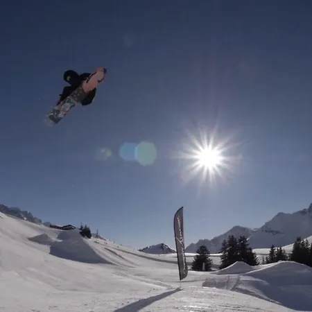 A La Montagne * Champery